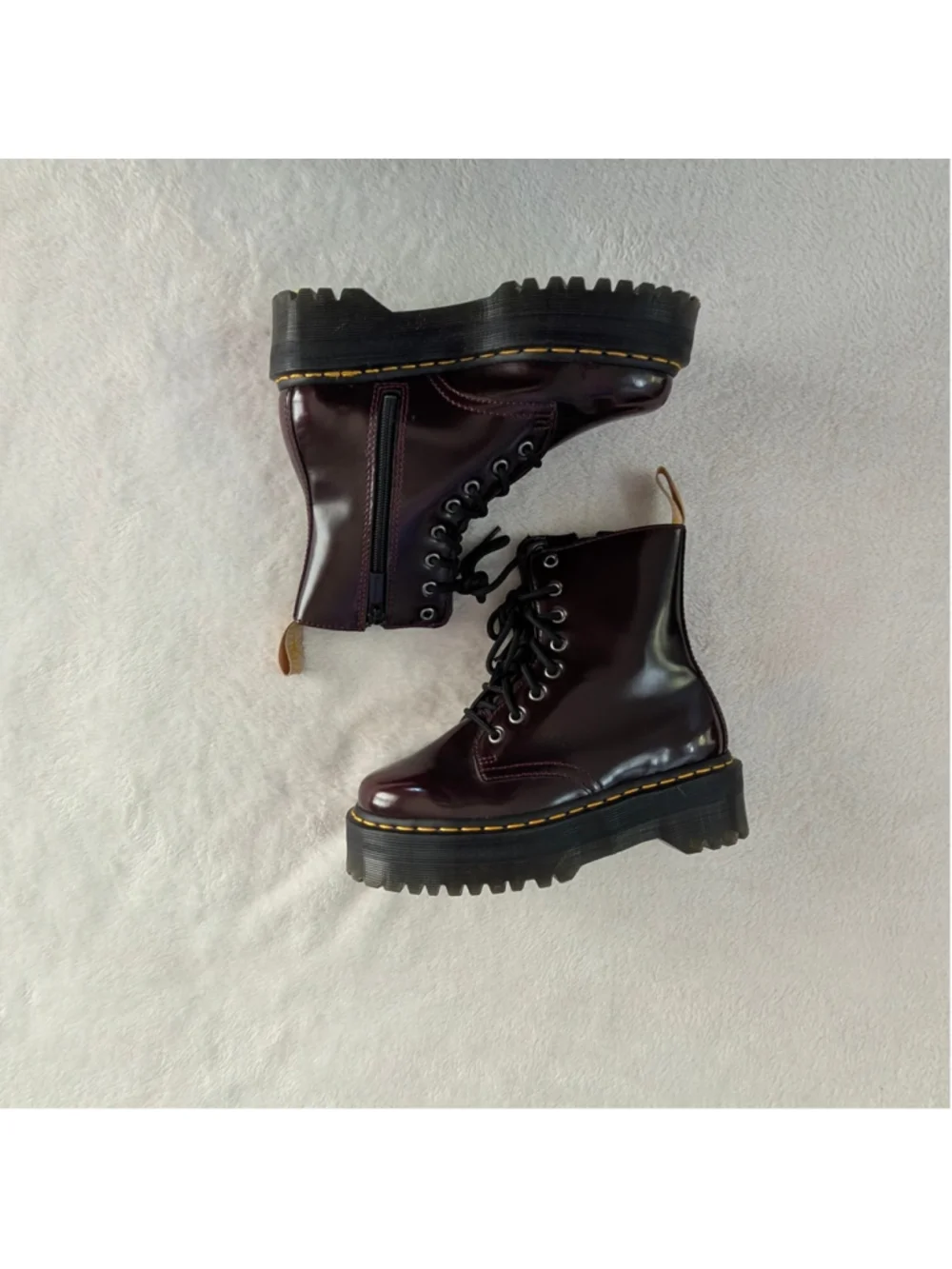 Dr. Martens Vegan Jadon II Cherry Red Oxford Rub Off Platform Boots US L 6 - Picture 2 of 13